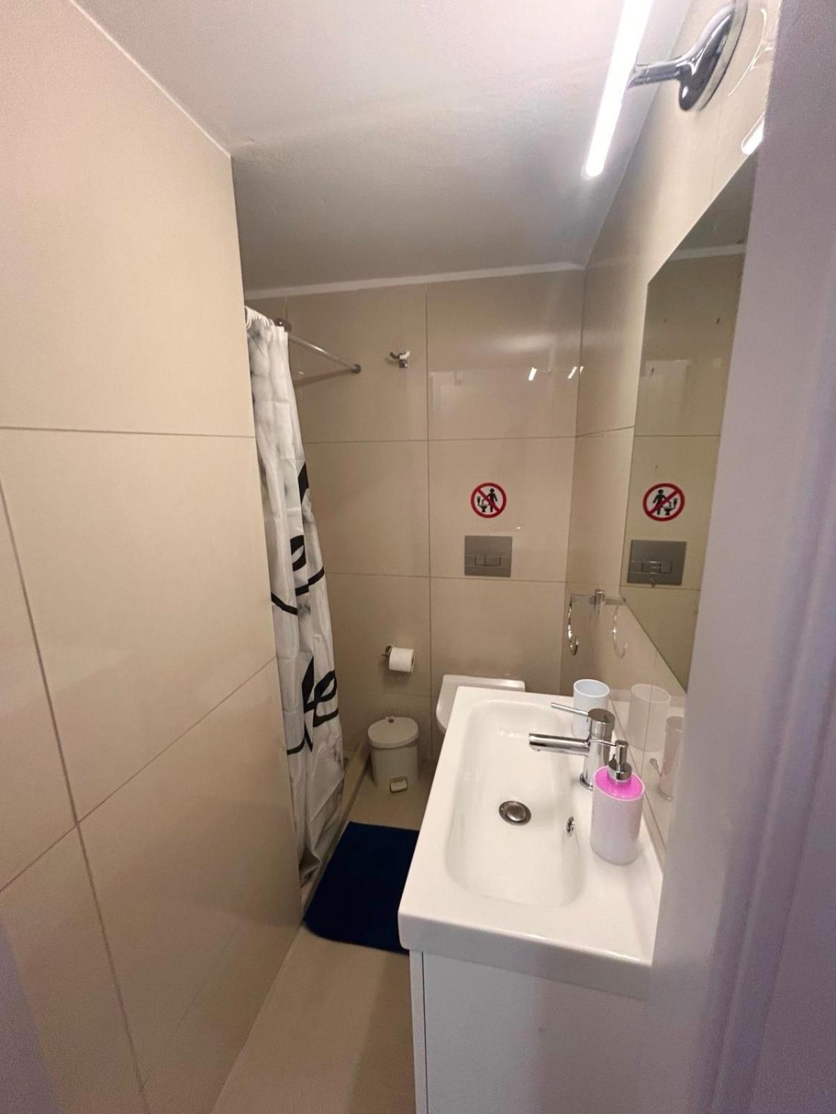Apartment αktis 2 Near Airport